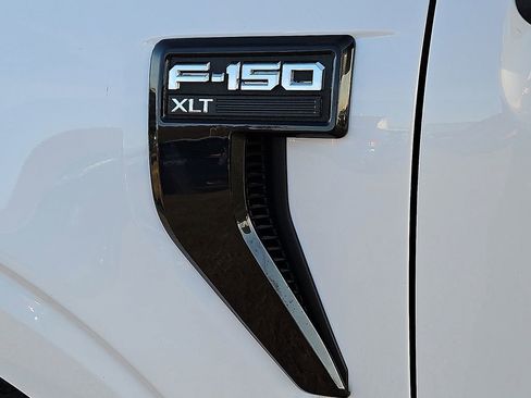 Used 2023 Ford F150 XLT w/ Trailer Tow Package image 14