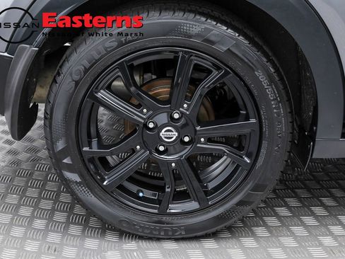 Used 2020 Nissan Kicks SR image 60