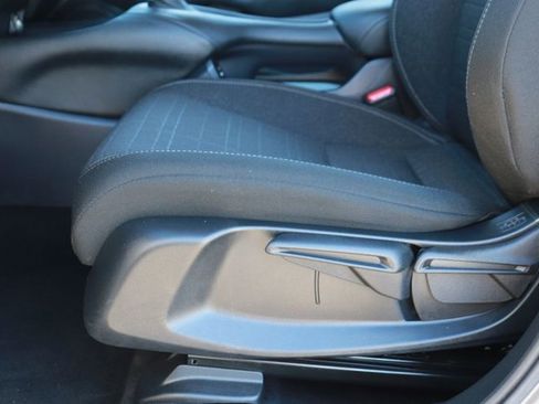 Used 2024 Honda HR-V LX image 10