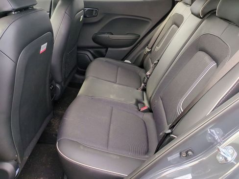 Certified 2025 Hyundai Venue Limited image 23