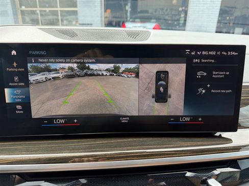 Used 2023 BMW X7 xDrive40i w/ M Sport Package AWD/4WD image 25