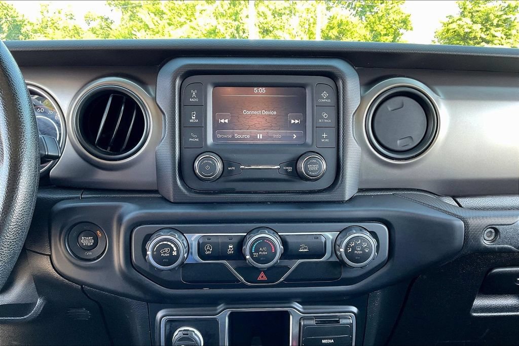Used 2020 Jeep Gladiator Sport AWD/4WD image 20