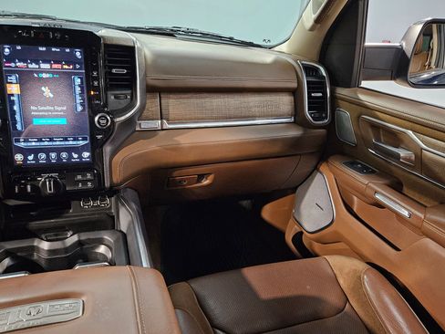 Used 2021 RAM 1500 Limited image 11