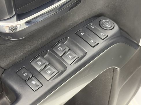 Used 2018 Chevrolet Silverado 1500 LT w/ Texas Edition image 23