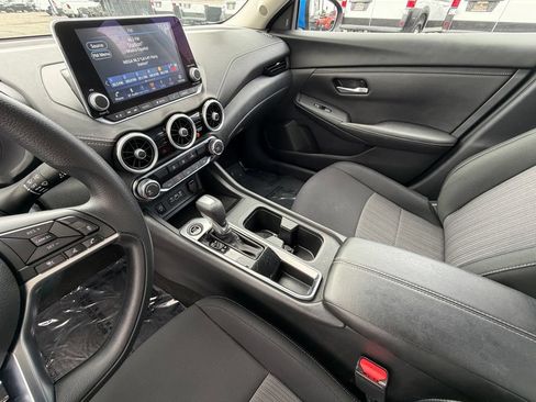 Used 2025 Nissan Sentra SV FWD image 25