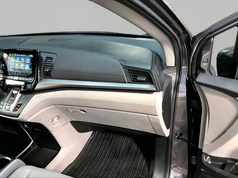 Used 2018 Honda Odyssey EX-L image 18
