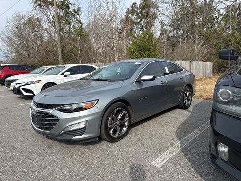 Used 2024 Chevrolet Malibu LT image 10
