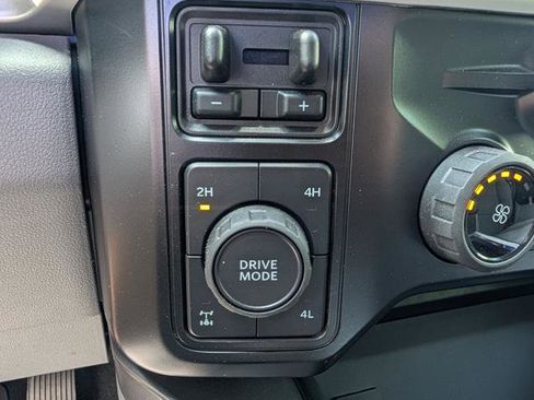 Used 2024 Ford F250 XLT w/ FX4 Off-Road Package AWD/4WD image 10