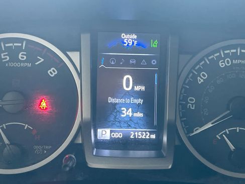 Used 2022 Toyota Tacoma Limited image 15