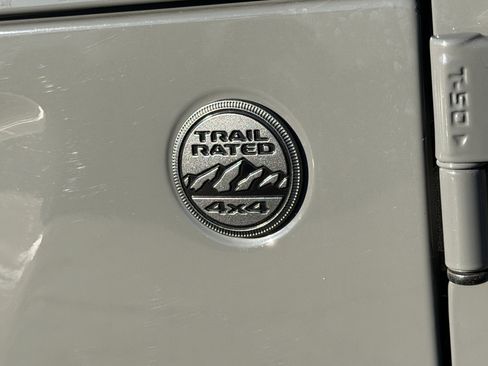 Certified 2022 Jeep Gladiator Sport image 14