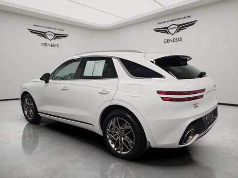 Used 2025 Genesis GV70 2.5T w/ Advanced Package AWD/4WD image 3