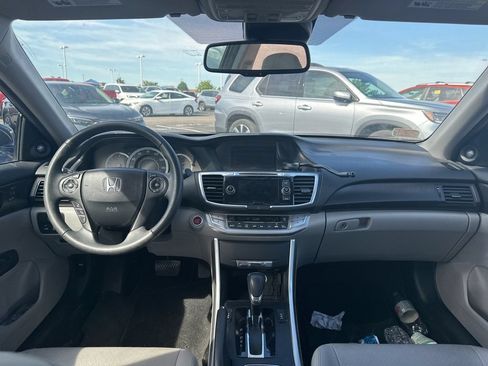Used 2015 Honda Accord EX-L image 19