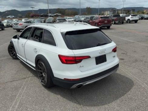 Used 2017 Audi A4 2.0T allroad Premium w/ Convenience Package image 3