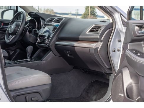Used 2018 Subaru Legacy 3.6R Limited image 10