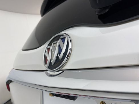 Used 2018 Buick Enclave Premium image 15