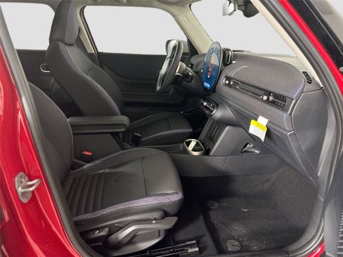 Used 2025 MINI Cooper S FWD image 22