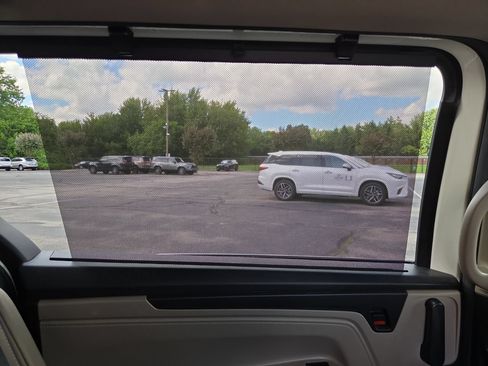 Used 2019 Honda Odyssey EX-L image 24