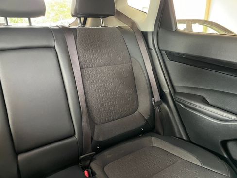 Used 2025 Kia Seltos S image 32