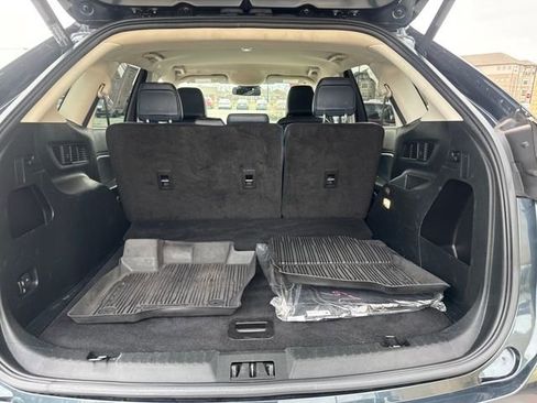 Used 2022 Ford Edge SEL w/ Sport Appearance Package image 17