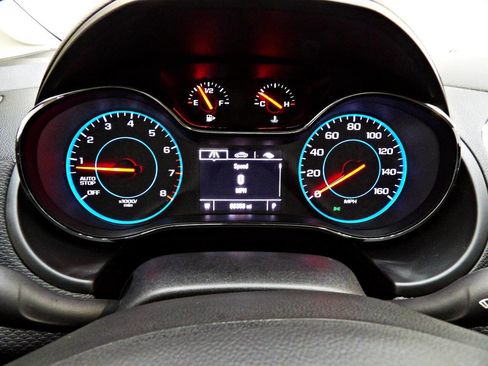 Used 2017 Chevrolet Cruze LT w/ Convenience Package image 15