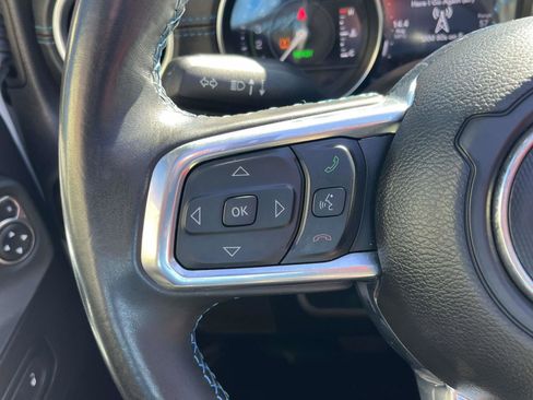 Used 2022 Jeep Wrangler Unlimited Rubicon 4xe image 12