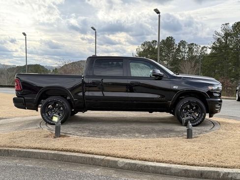 New 2026 RAM 1500 4x4 Crew Cab image 8