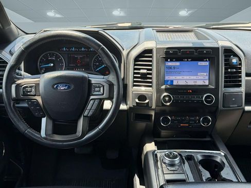 Used 2019 Ford Expedition Max XLT w/ Equipment Group 201A RWD image 28
