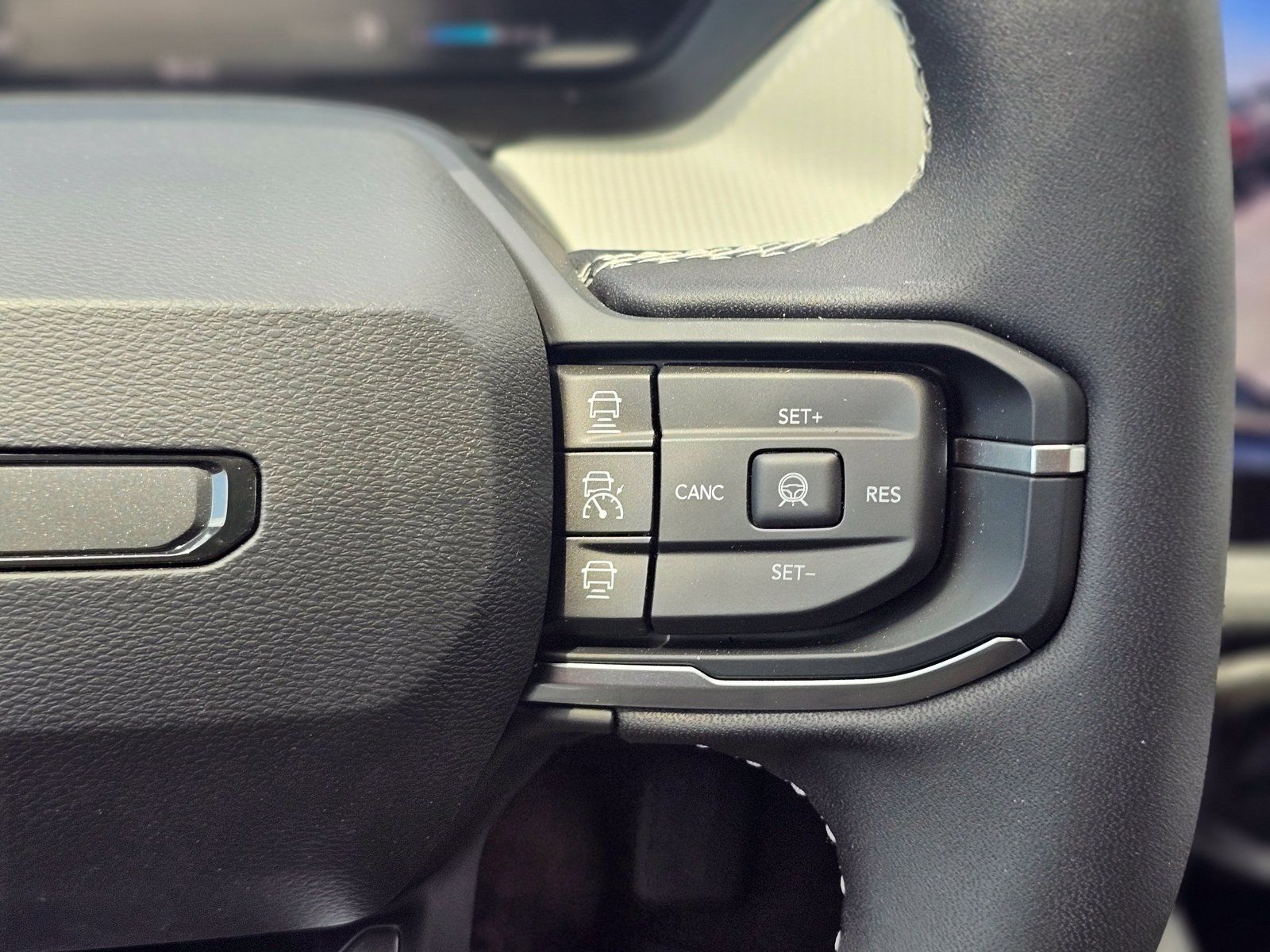 New 2026 Jeep Cherokee Laredo AWD/4WD image 15