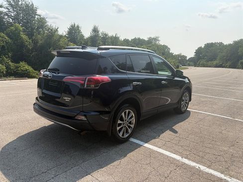 Used 2017 Toyota RAV4 Limited w/ Carpet Mat Package AWD/4WD image 5