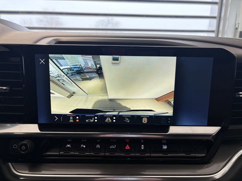 New 2026 Chevrolet Silverado 1500 High Country image 16