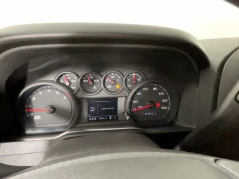 Used 2024 Chevrolet Silverado 2500 Custom w/ Custom Value Package AWD/4WD image 24