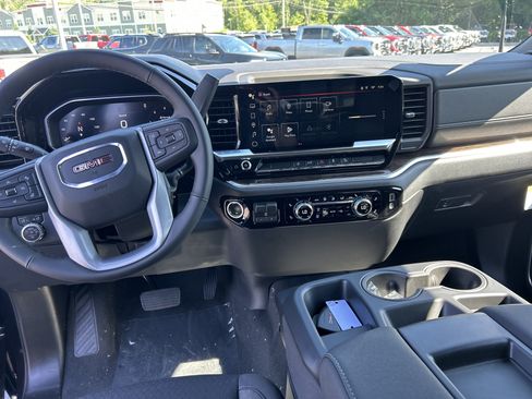 Used 2026 GMC Sierra 2500 SLE w/ SLE Value Package; AWD/4WD image 30