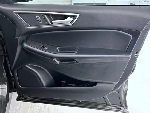 Used 2022 Ford Edge SEL w/ Convenience Package AWD/4WD image 16