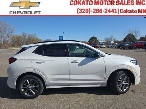 Used 2020 Buick Encore GX Essence w/ Experience Buick Package AWD/4WD image 8