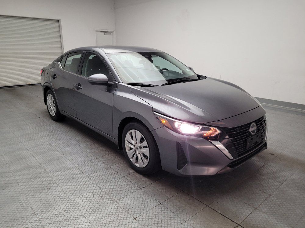 Used 2025 Nissan Sentra S FWD image 13
