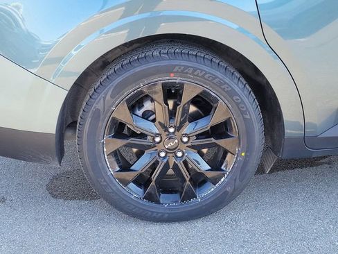 Used 2023 Kia Carnival SX image 7