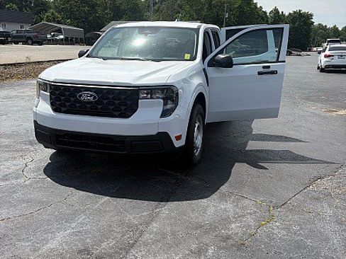Used 2025 Ford Maverick XL w/ Equipment Group 101A AWD/4WD image 12