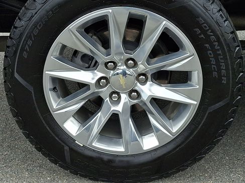 Used 2019 Chevrolet Silverado 1500 LTZ w/ LTZ Premium Package AWD/4WD image 9