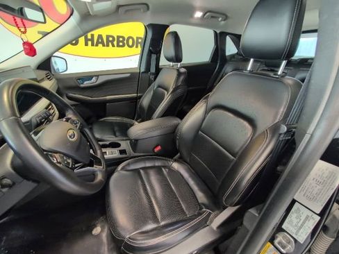 Used 2024 Ford Escape Platinum AWD/4WD image 11
