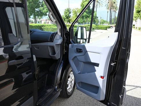 Used 2017 Ford Transit 250 148 Medium Roof RWD image 22