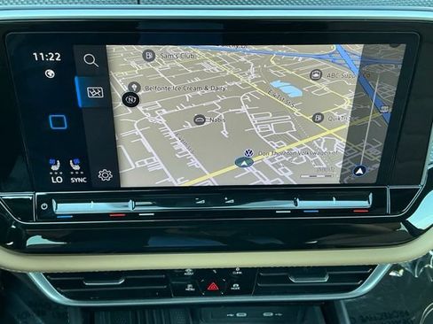 Certified 2026 Volkswagen Atlas Cross Sport SEL R-Line AWD/4WD image 25