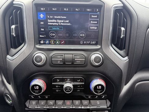 Used 2020 GMC Sierra 2500 Denali w/ Denali Ultimate Package AWD/4WD image 17