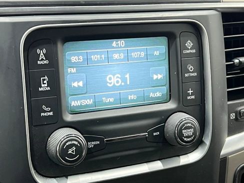 Used 2014 RAM 3500 SLT w/ Luxury Group AWD/4WD image 30