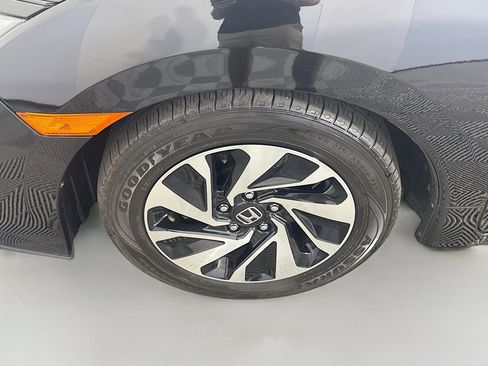 Used 2019 Honda Civic LX image 37