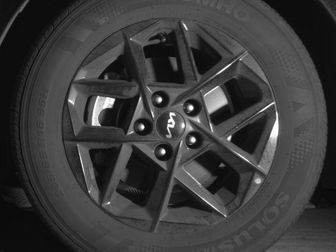 Used 2025 Kia K5 LXS image 12