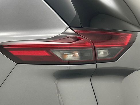 Certified 2023 Nissan Rogue SV AWD/4WD image 20