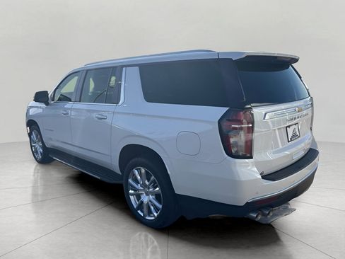 Used 2023 Chevrolet Suburban High Country AWD/4WD image 6
