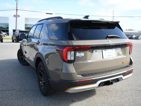 New 2027 Ford Explorer Tremor w/ Sun And Sound Package AWD/4WD image 8