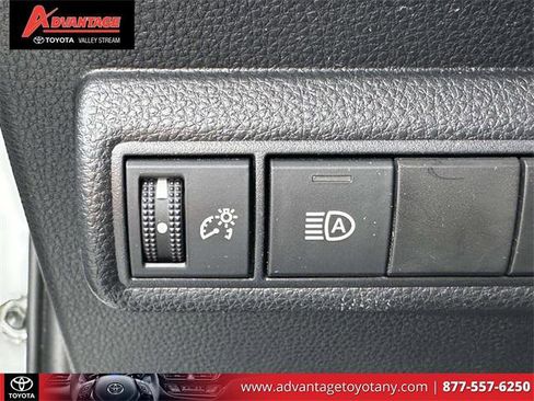 Certified 2022 Toyota Corolla SE image 24