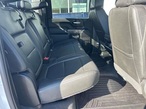 Used 2022 Chevrolet Silverado 2500 LTZ w/ LTZ Convenience Package image 9